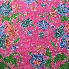 ผ้าถุงสีชมพู ผ้าถุงสำเร็จรูปสีชมพูยาวลายดอกไม้อินโดนีเซียผ้าบาติก